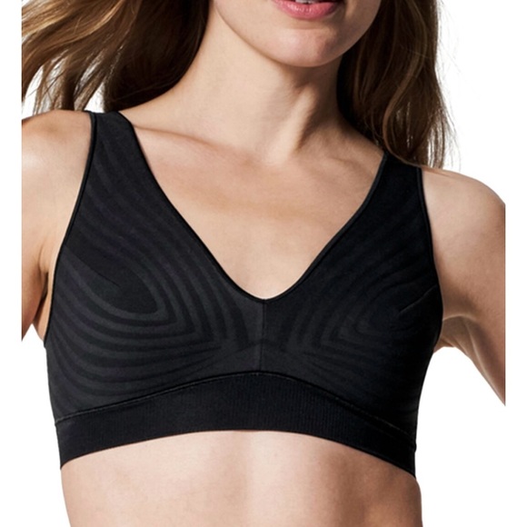 NWT Spanx Haute Contour Wireless Bra in Black - Picture 1 of 9